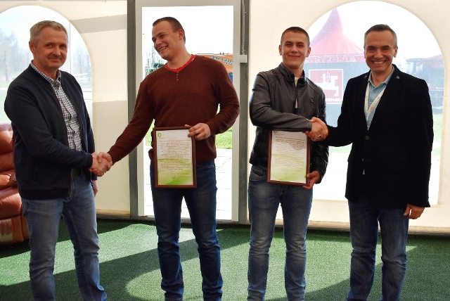 YOUNG FARM MACHINERY OPERATORS FROM OZERSK MADE A TOUR TO DOLGOVGRUPP