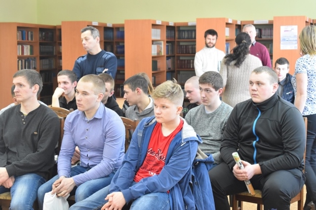 MACHINE OPERATOR STUDENTS OF THE OZERSK ENGINEERING SCHOOL DEMONSTRATED INTEREST IN WORKING FOR DOLGOVGRUPP