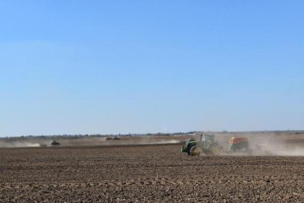 PLANNED SPRING WORKS STARTED ON FIELDS OF DOLGOVGROUP AGRICULTURAL HOLDING COMPANY 